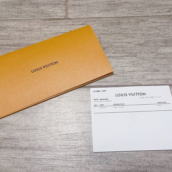 SOLD-Louis Vuitton Coin Purse - Picture 13 of 13